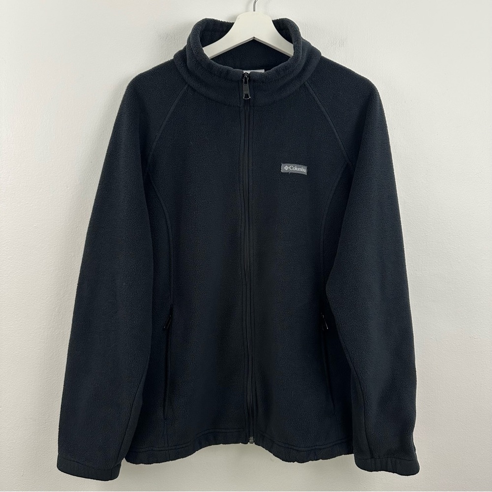Columbia Women’s Black Zip Up Jacket Size 2X